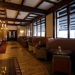 Mount Errigal Hotel, Conference & Leisure Centre 4* לטרקני